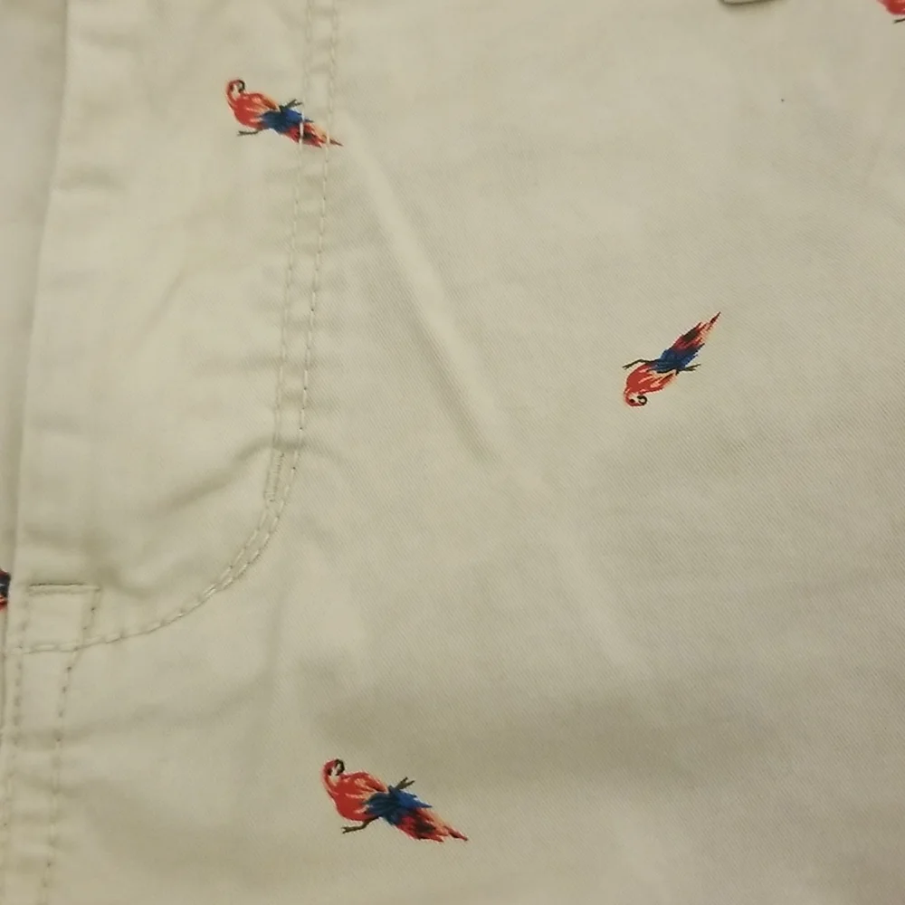 Aeropostale Size 31 Parrot Bermuda Short Khaki Tropical Bird Hawaiian - Picture 2 of 6